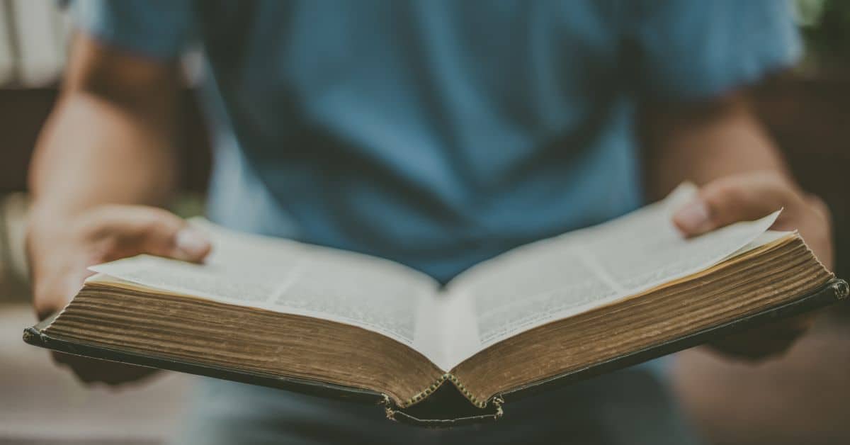 35 Compassionate Hospice Bible Verses To Bring You Peace and Comfort.