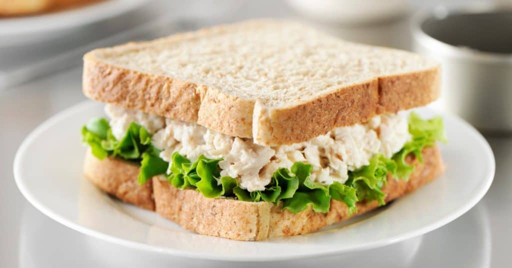 Tuna salad sandwhich